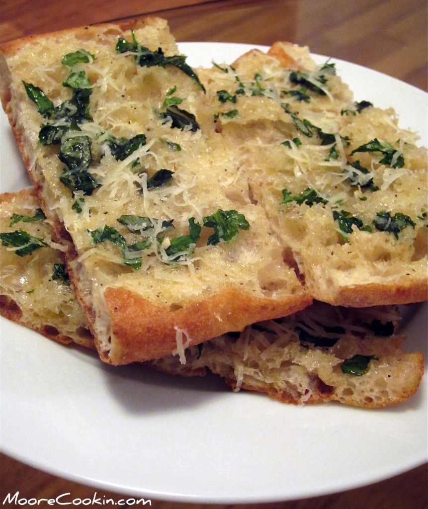 Basil Butter Garlic Bread