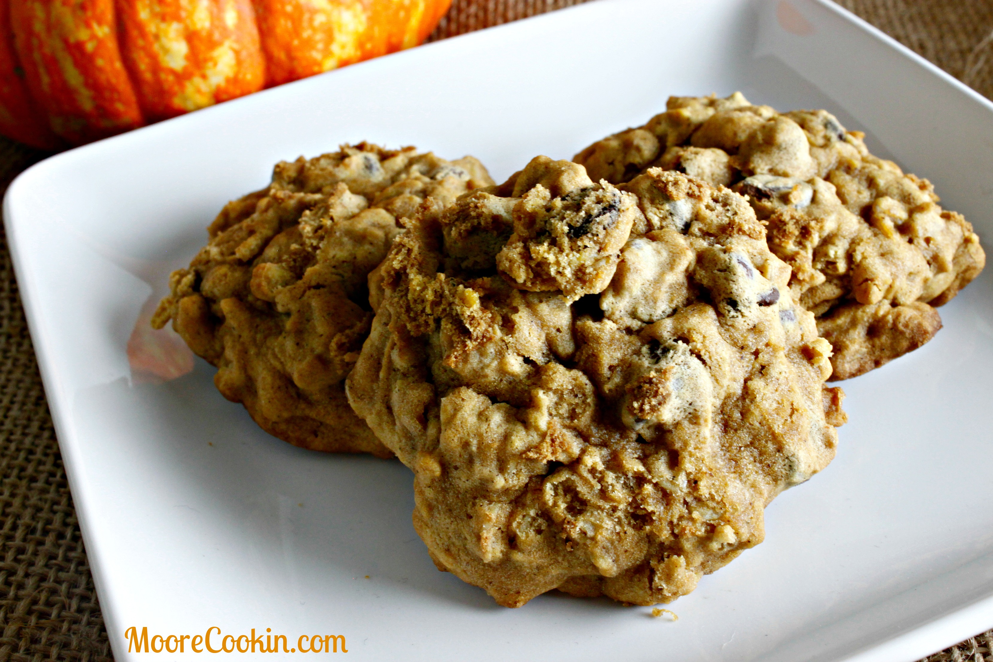 pumpkin oatmeal chocolate chip cookies