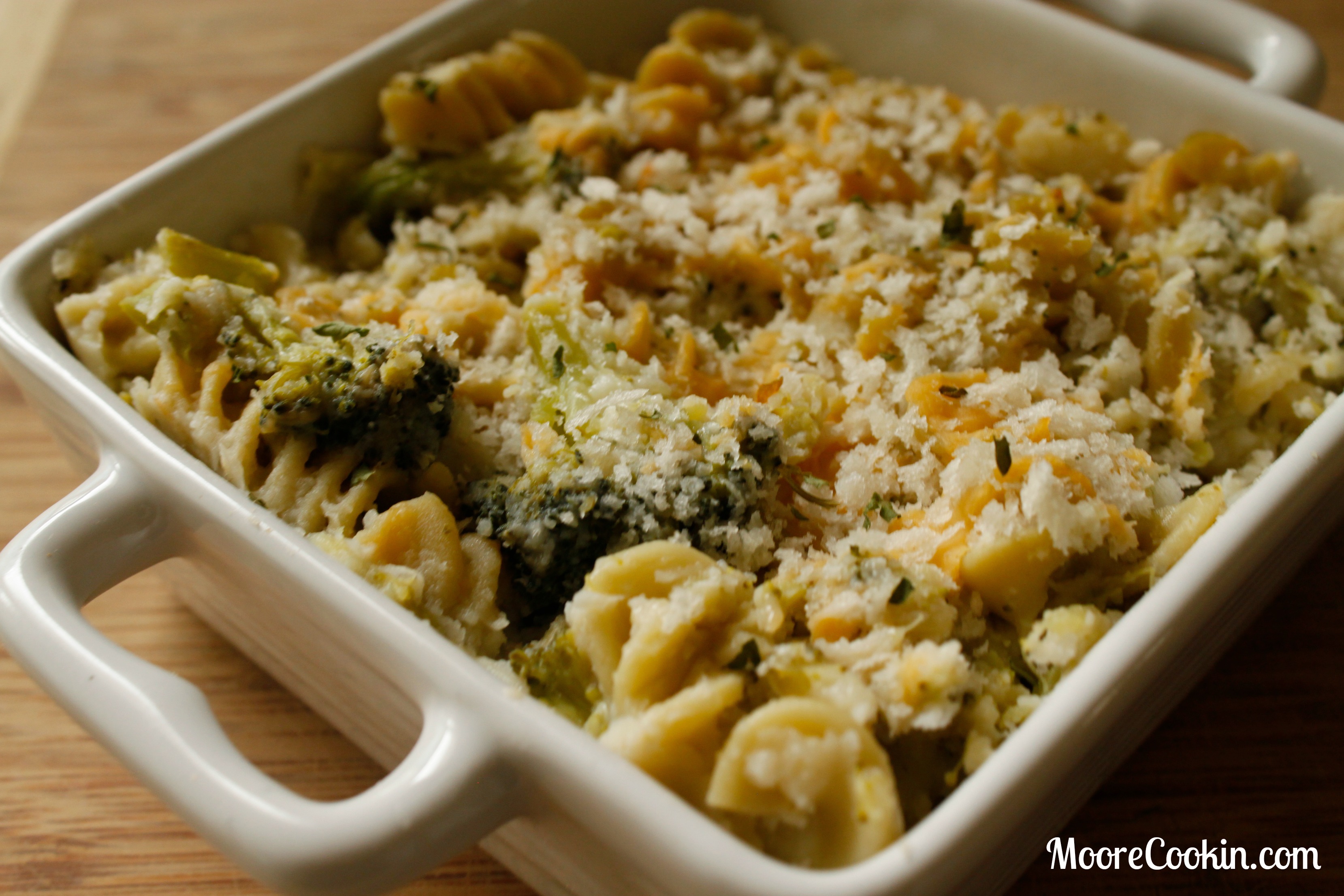 Broccoli Macaroni and Cheese